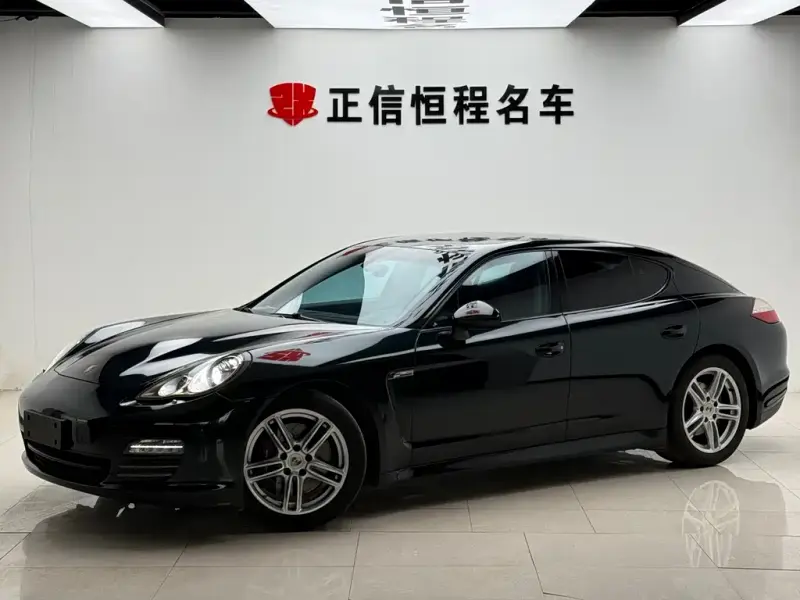 Porsche Panamera, 2012