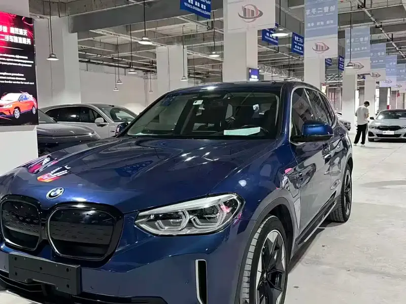 BMW iX3, 2021