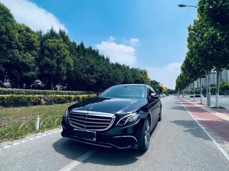 Mercedes-Benz E-Class, 2020 — фото 1