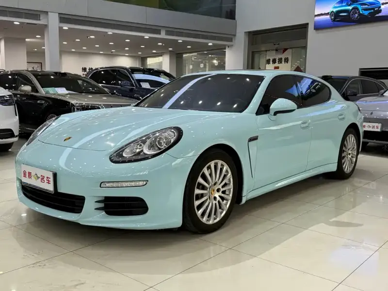 Porsche Panamera, 2016