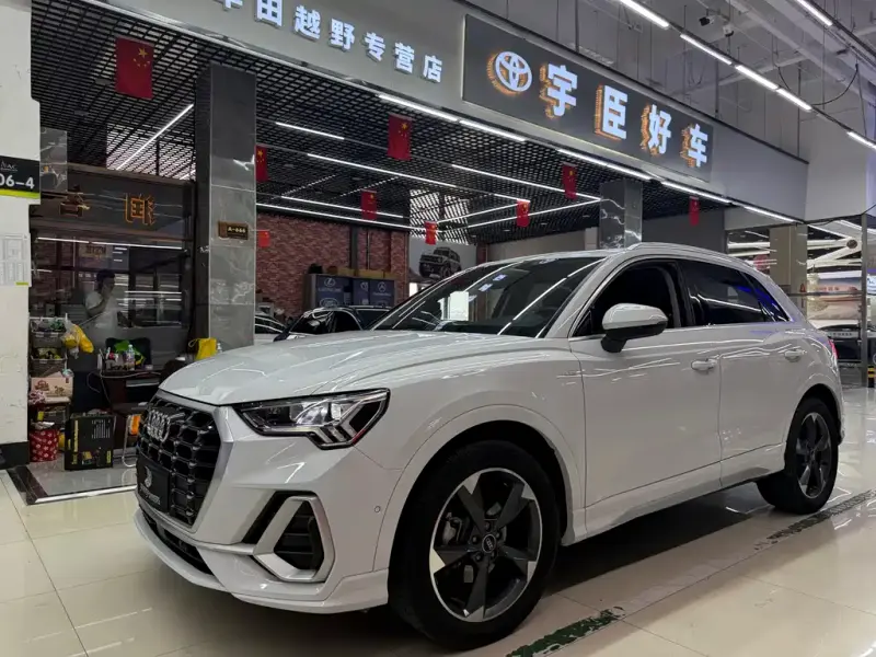 Audi Q3, 2023