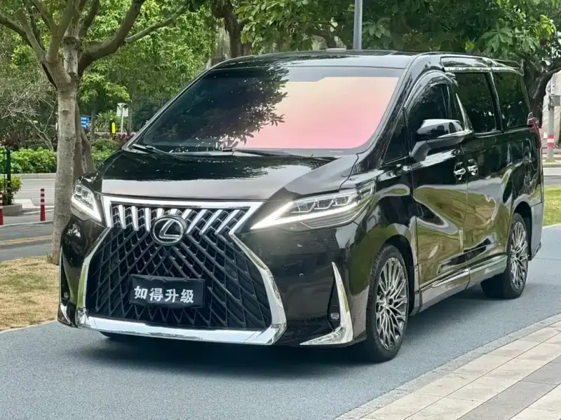 Toyota Alphard, 2011