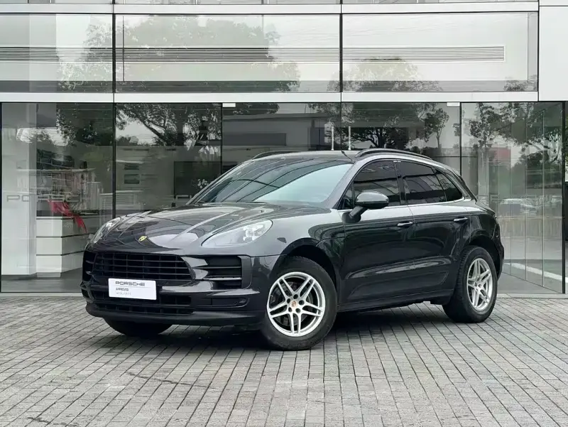 Porsche Macan, 2021