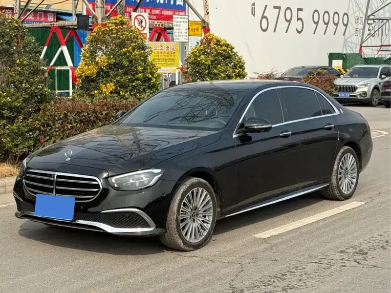 Mercedes-Benz E-Class, 2023 — фото 1