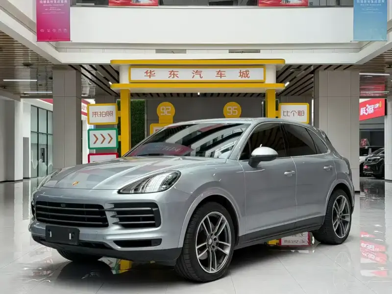 Porsche Cayenne, 2022