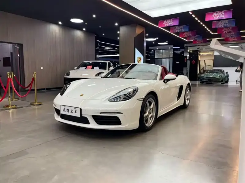 Porsche 718, 2024