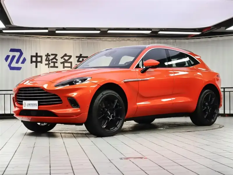 Aston Martin DBX, 2025