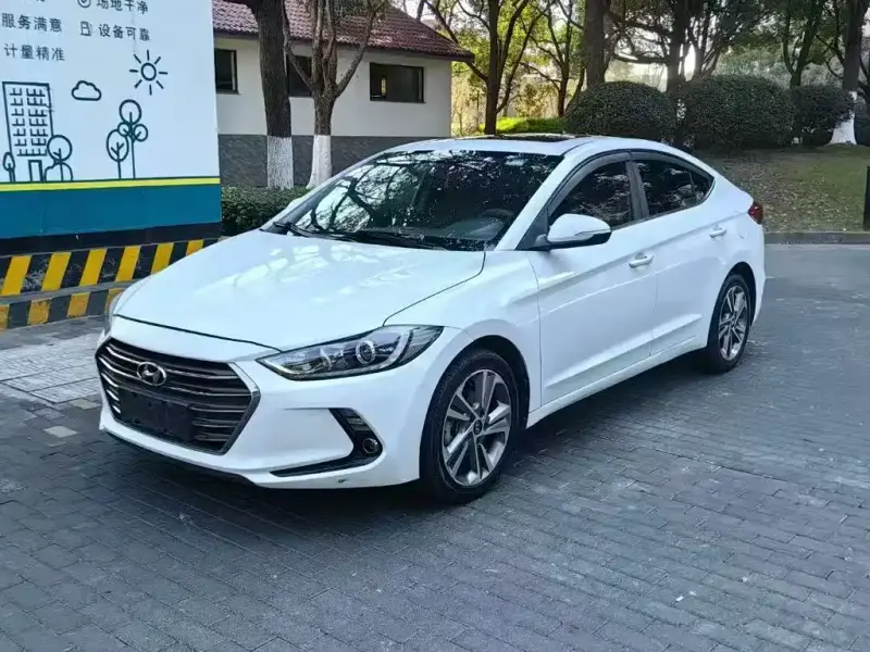Hyundai Elantra, 2017