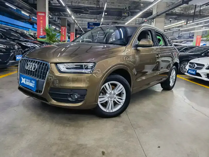 Audi Q3, 2015