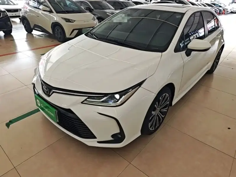 Toyota Corolla, 2019 — фото 1