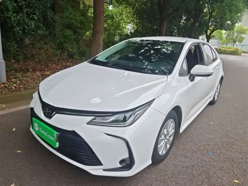 Toyota Corolla, 2023 — фото 1