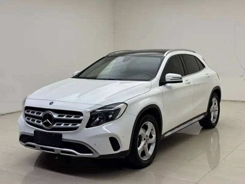 Mercedes-Benz GLA, 2017