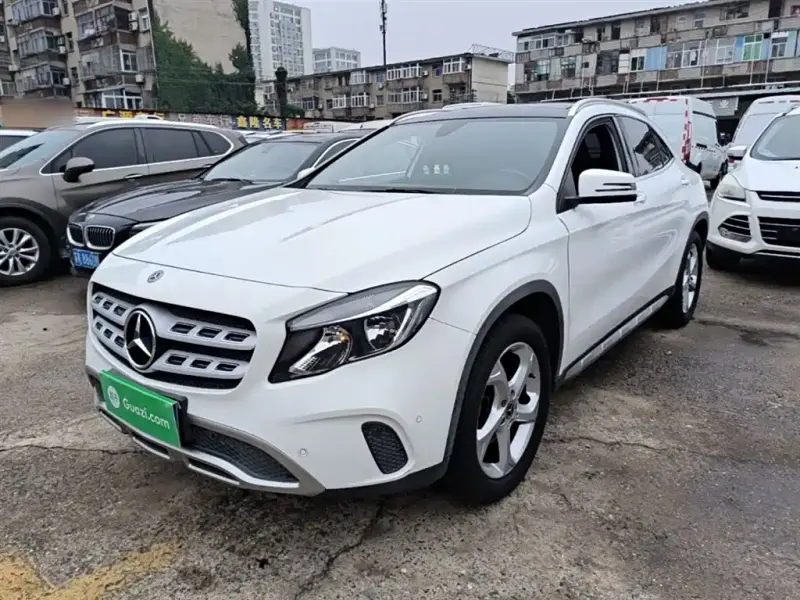 Mercedes-Benz GLA, 2018 — фото 1