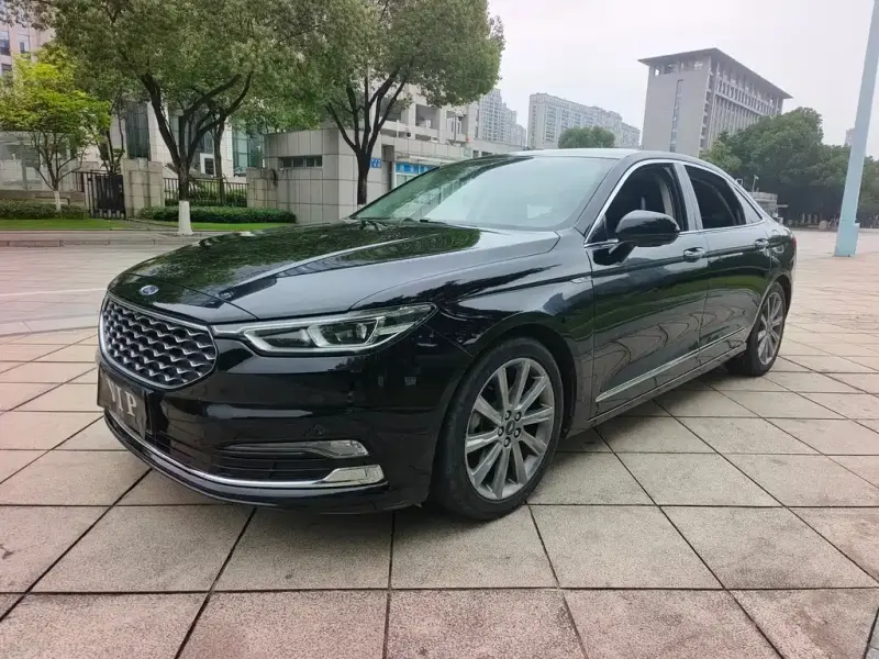 Ford Taurus, 2020