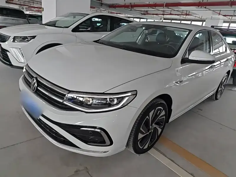 Volkswagen Bora, 2024