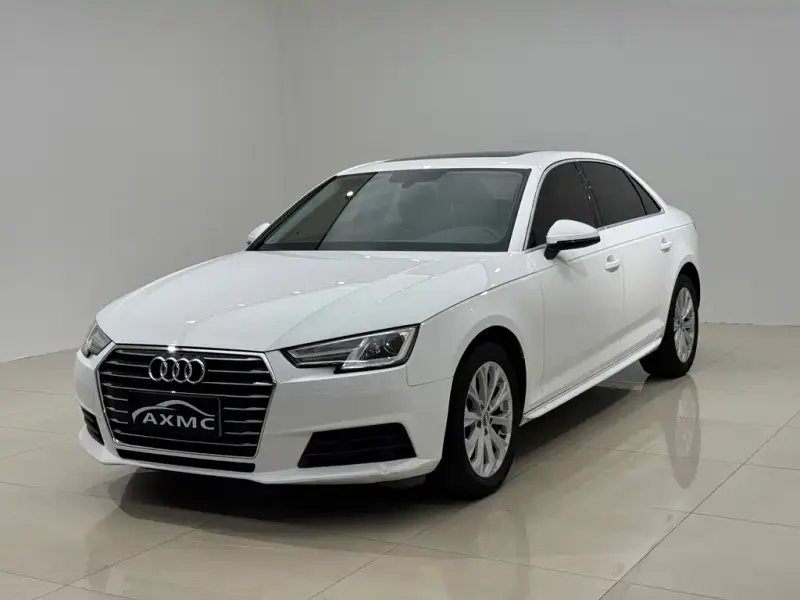 Audi A4L, 2017 — фото 1