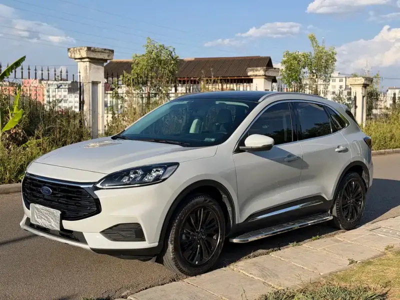 Ford Escape, 2024