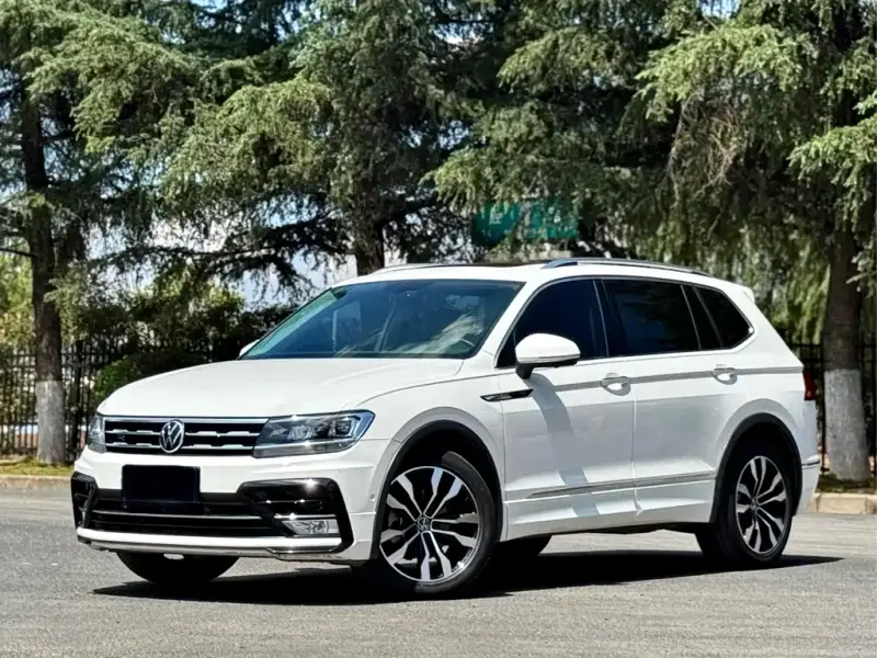 Volkswagen Tiguan L, 2021