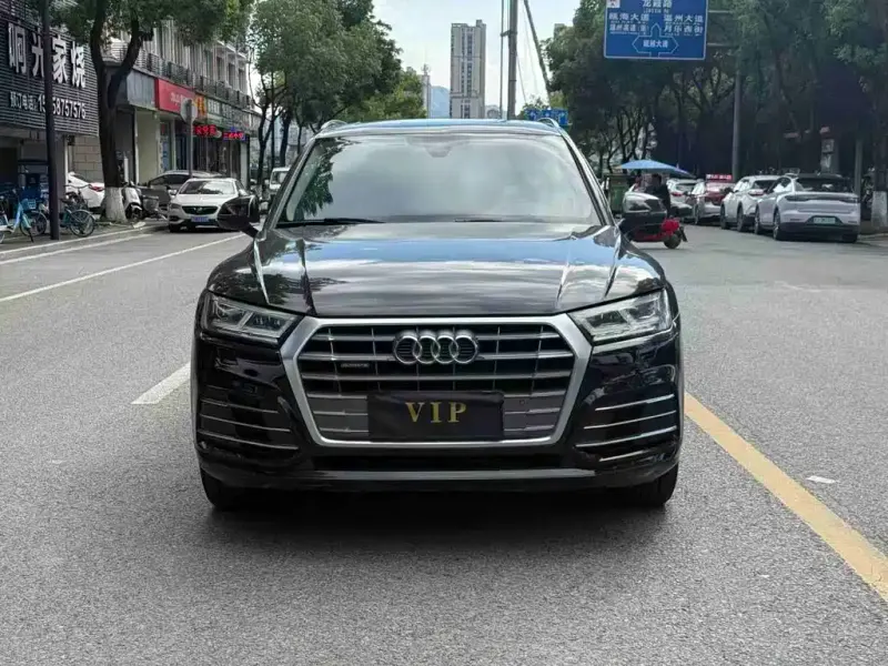 Audi Q5L, 2019