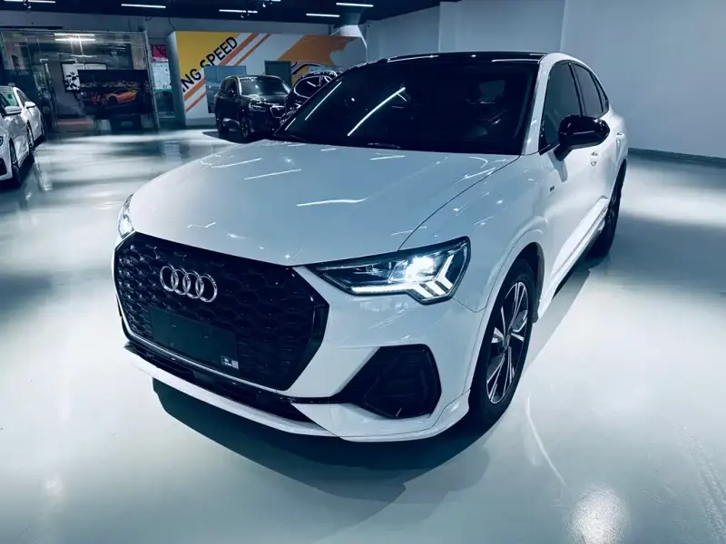 Audi Q3 Sportback, 2022