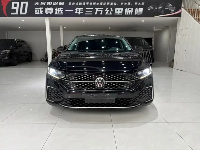 Volkswagen Passat, 2023