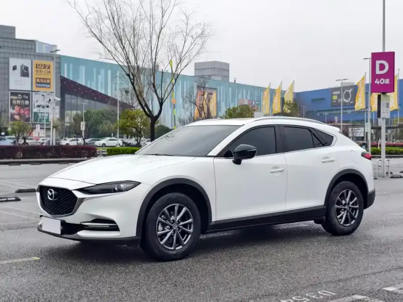 Mazda CX-4, 2022 — фото 1