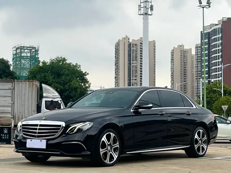 Mercedes-Benz E-Class, 2016 — фото 1