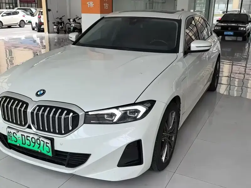 BMW i3, 2024