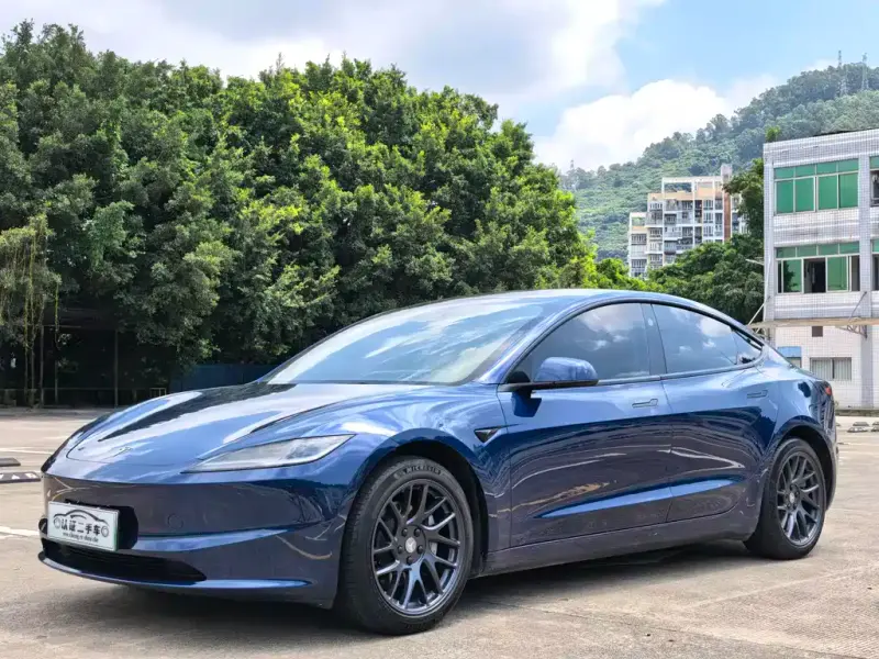 Tesla Model 3, 2024