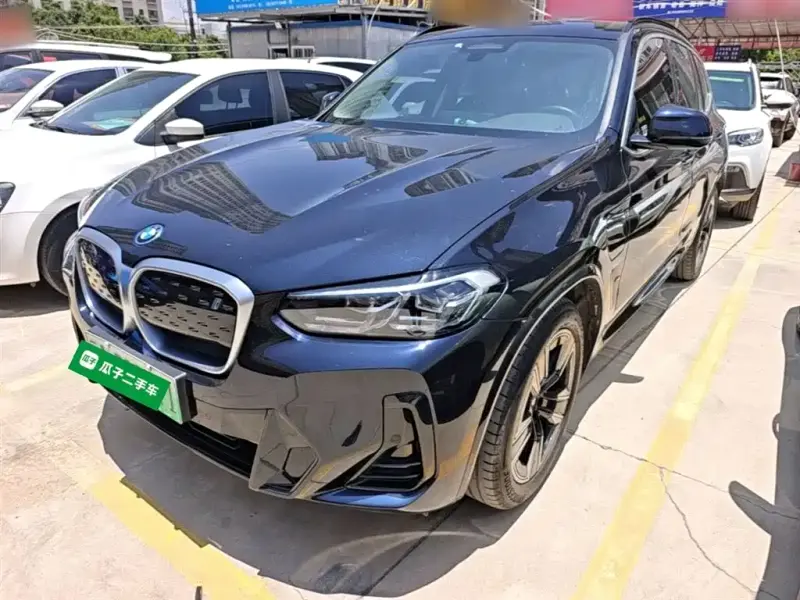 BMW iX3, 2024