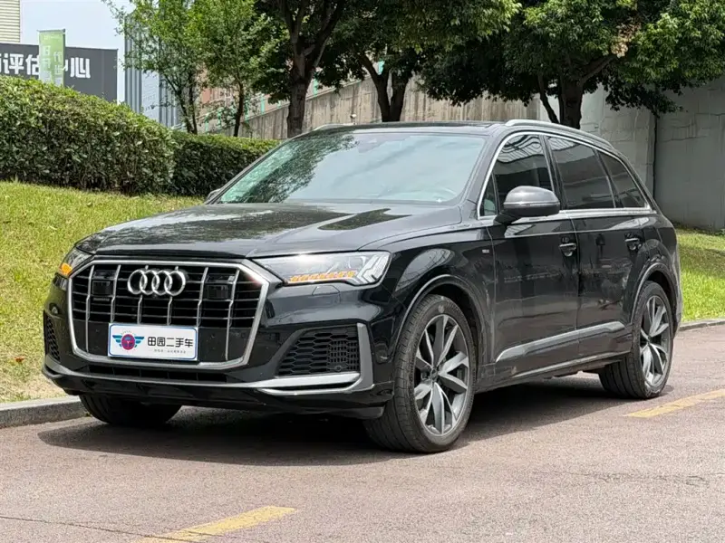 Audi Q7, 2023 — фото 1