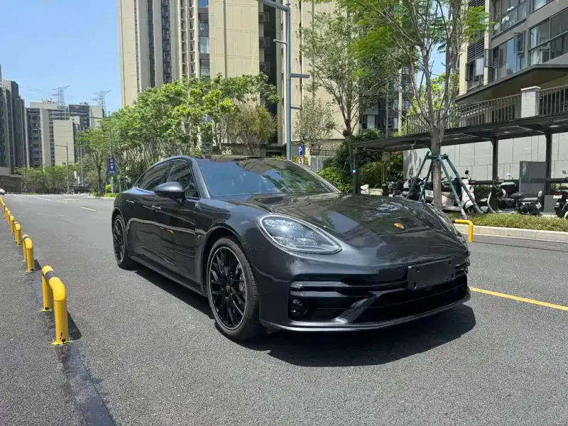 Porsche Panamera, 2021