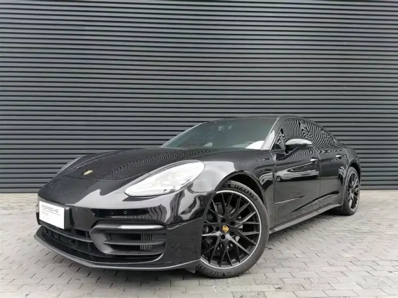 Porsche Panamera, 2023