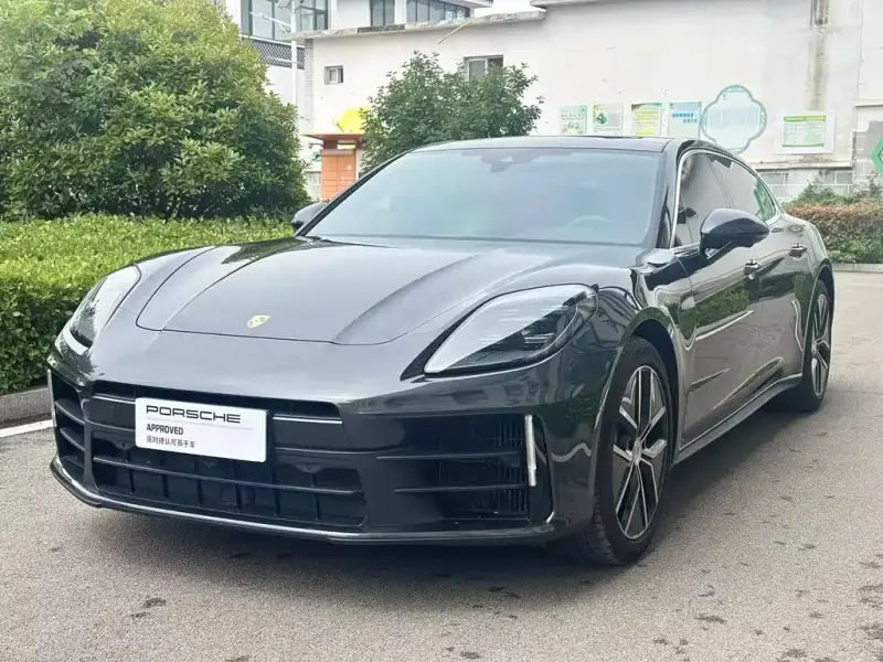 Porsche Panamera, 2025