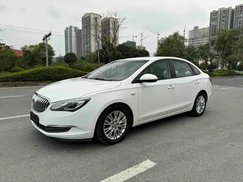 Buick Excelle, 2015