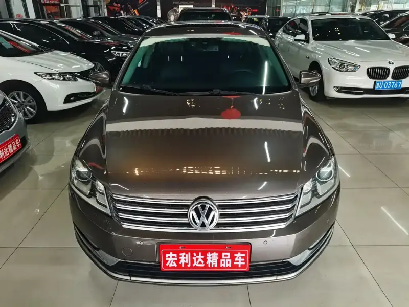 Volkswagen Magotan, 2013