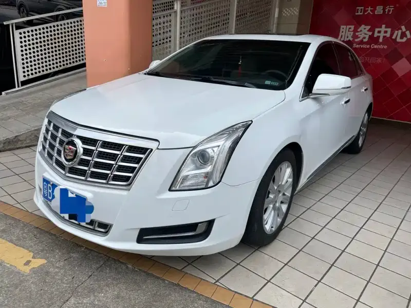 Cadillac XTS, 2015