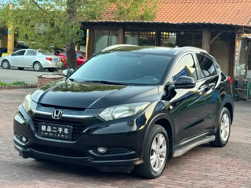 Honda Vezel, 2015 — фото 1