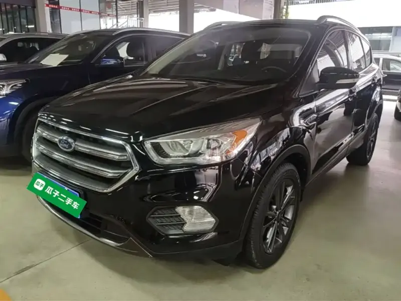 Ford Kuga, 2019