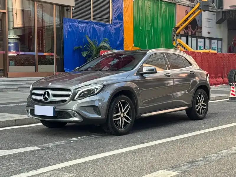 Mercedes-Benz GLA, 2016