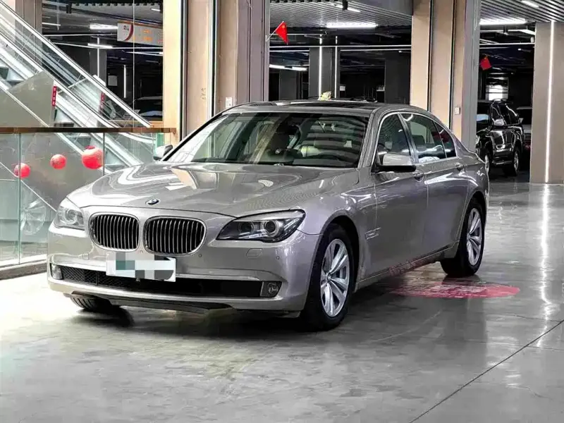 BMW 7 Series, 2012