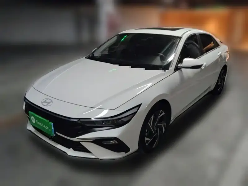 Hyundai Elantra, 2024