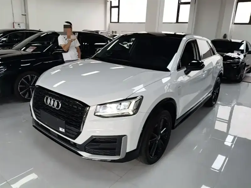 Audi Q2L, 2021 — фото 1