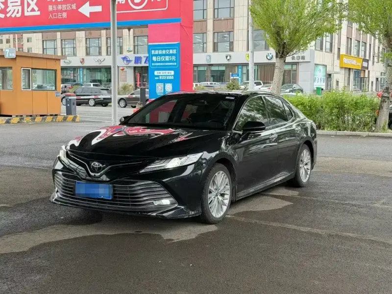 Toyota Camry, 2018