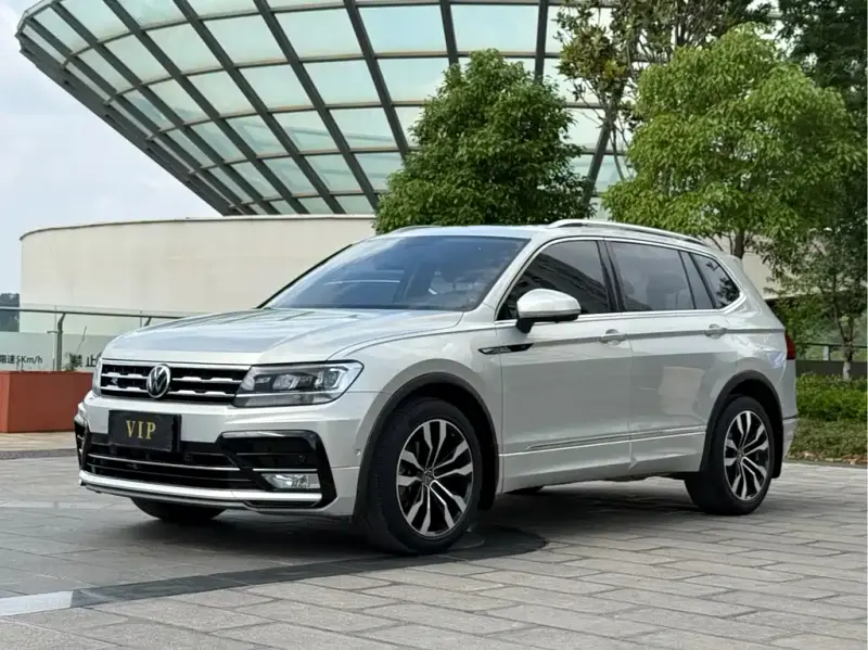 Volkswagen Tiguan L, 2021
