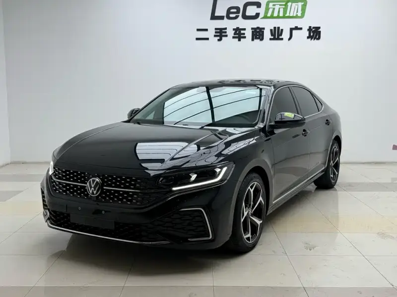Volkswagen Passat, 2023