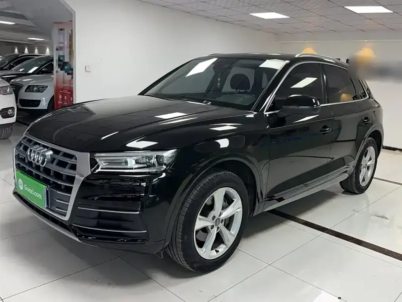 Audi Q5L, 2018 — фото 1