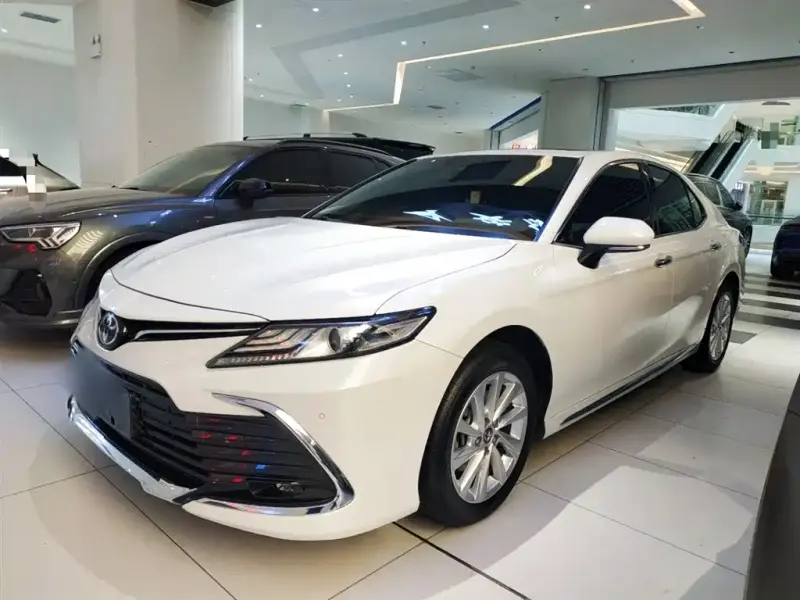 Toyota Camry, 2023