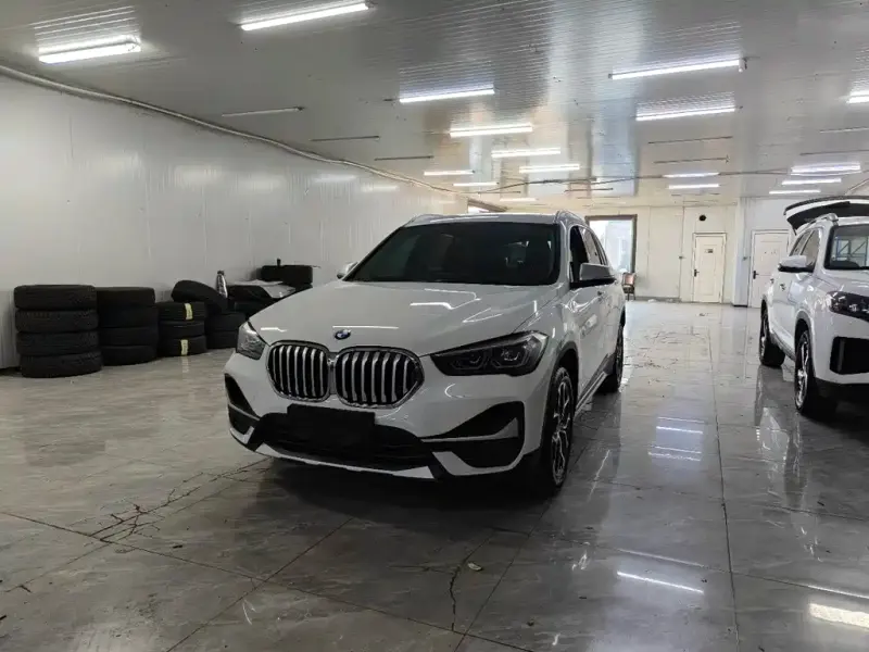 BMW X1, 2022 — фото 1