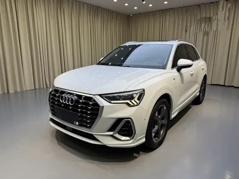 Audi Q3, 2023
